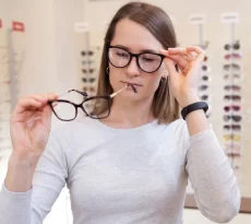Eyeglasses