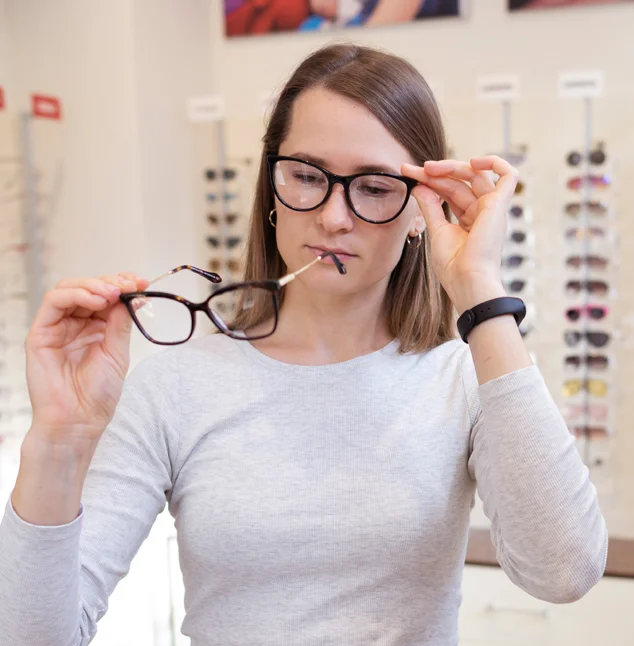 Eyeglasses